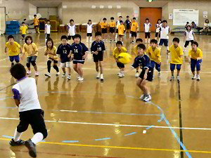 4年生以下