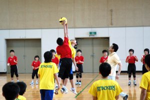 vs サンアロン