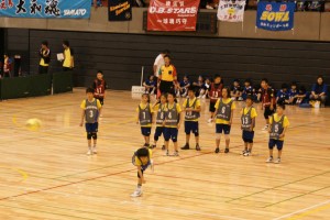 9人います