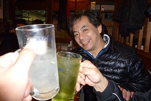 まずは王者と乾杯!